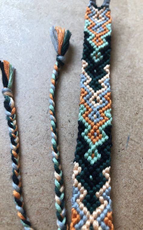 This handmade friendship bracelets pattern length is 5 inches and the total length is 9.5 inches. Colors inspired by fall/pumpkins Fall Color Friendship Bracelets, Basketball Bracelet Pattern, Fall Bracelets String, Stackable Friendship Bracelets, Friendship Bracelet Inspiration, Autumn Friendship Bracelet, Fall Bracelet Patterns, Fall Friendship Bracelets, Normal Bracelet Patterns