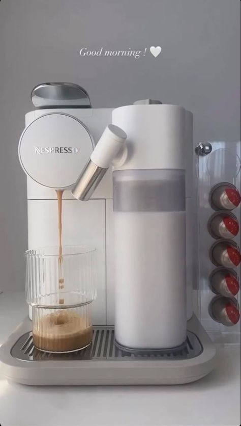 Lattissima One, Nespresso Lattissima, Capsule Coffee, Desain Pantry, Capsule Coffee Machine, House Essentials, Coffee And Espresso Maker, Coffee Bar Home, Coffee Corner