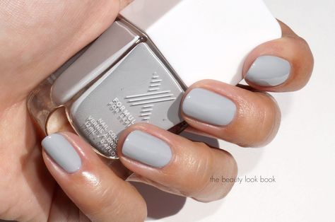 Sephora Formula X in Extraordinary Grey Gel Nails, Deco 27, Blue And Silver Nails, Grey Nail, Plain Nails, Painted Nails, Gray Nails, Great Nails, Winter Nail Designs