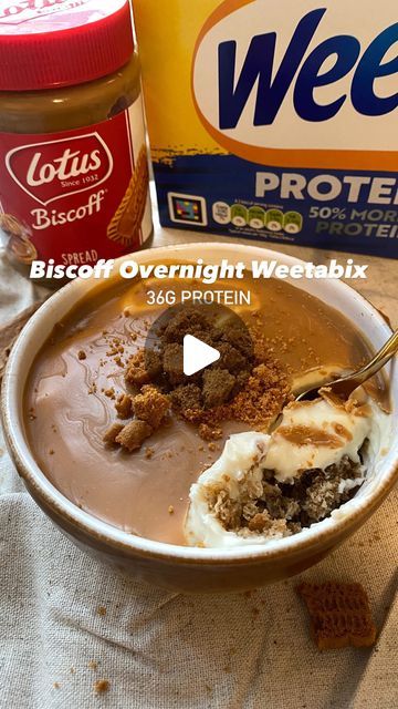 Yogurt With Protein Powder, Protein Biscuits, Cheesecake Base, Biscoff Cheesecake, Biscoff Spread, Protein Breakfast, Vanilla Protein Powder, How To Make Breakfast, High Protein Recipes