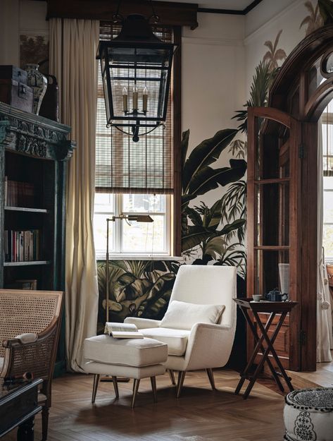 A 1920 Shanghai Apartment Renovation — Baptiste Bohu Interiors 1920 Shanghai, Shanghai Apartment, Colonial Style Interior, 1920s Interior, 1920 Home, Chinese Interior Design, Indochine Interior, Colonial Interior Design, British Colonial Decor