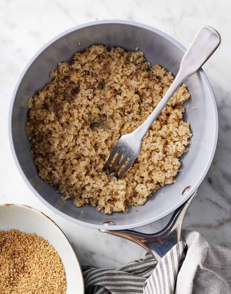 How to Cook Bulgur Wheat - Love and Lemons Bulgur Wheat Recipes, Bulgur Recipes, Bulgur Wheat, Wheat Recipes, Middle Eastern Dishes, Wheat Berries, Quinoa Salad Recipes, Healthy Grains, Fruit Salad Recipes