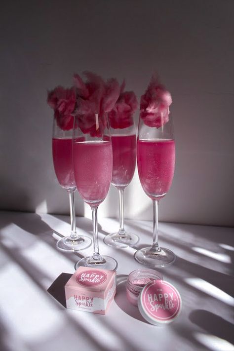 Glitter Cotton Candy Champagne, Pink Sparkle Drink, Pink Glitter Drink, Silver And Pink Birthday, Pink And Silver Birthday Party, Pink Champagne Party, Pink Glitter Party, Glitter Drinks, Cotton Candy Glitter