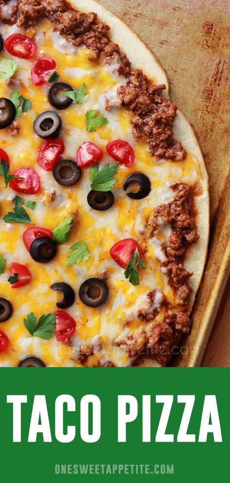 Celebrate taco Tuesday with this easy taco pizza recipe! Your favorite pizza crust is topped with taco spiced ground beef, Mexican shredded cheese, and all of your favorite taco toppings! Taco Pizza Recipe, Easy Taco Pizza, Taco Pizza Recipes, Taco Tuesday Recipes, Taco Toppings, Taco Spice, Crispy Pizza, Whole Wheat Pizza, Taco Fillings