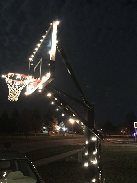 Basketball hoop Christmas lights Basketball Hoops Aesthetic, Basketball Homescreen, Basketball Net, Basketball Photography, Christmas Parade, Aesthetic Christmas, Basketball Hoop, Birthday Wishlist, Christmas Crafts Decorations