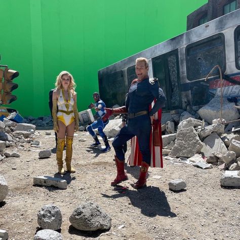 Homelander And Starlight, The Boys Behind The Scenes, The Boy Cast, Erin Moriarty, Antony Starr, I Hate Boys, Caption This, Pose Reference Photo, Spice Girls