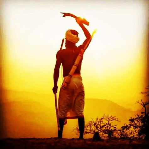 #Jungle no raja #aadivasi Birsa Munda Photo, Aadivasi Photos, Birsa Munda, Photo To Stencil, Couple Dancing Aesthetic, Indian Wedding Poses, Happy New Year Photo, Indian Pictures, Geography Map