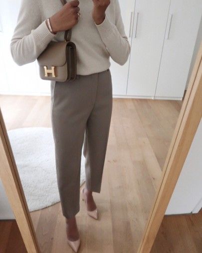 Taupe Trousers Outfit, Taupe Outfit, Women Work Outfits, Sweaters Outfit, Women's Work Clothes, Office Casual Outfit, Work Dresses For Women, Summer Work Outfits, Classy Work Outfits