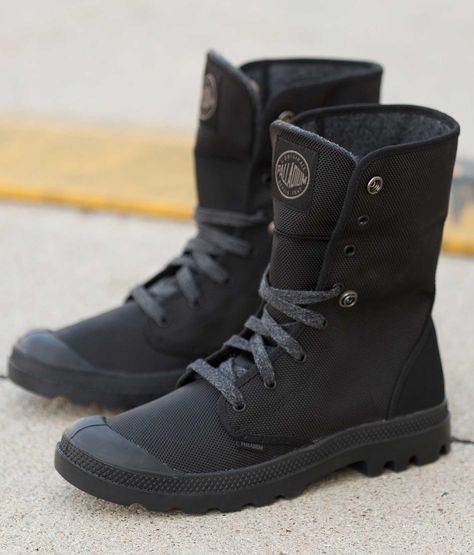 Palladium Monochrome Baggy Boot Palladium Boots Outfit Men, Palladium Boots Outfit, Palladium Boots Mens, Palladium Shoes, Boot For Men, Palladium Boots, Boots Outfit Men, Tactical Shoes, Kawaii Shoes