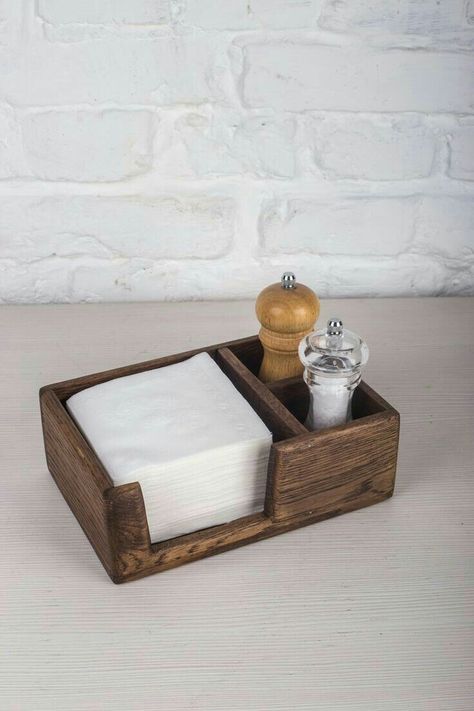 Restaurant Accessories, Wood Napkin Holder, Diy Wooden Projects, Salt And Pepper Grinders, Wood Shop Projects, Scrap Wood Projects, Wooden Projects, Wood Creations, Small Wood Projects