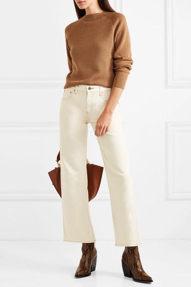 Brown Is Autumn's Most Wearable Shade – Here Are Our Must-Have Pieces+#refinery29uk Cream Jeans Outfit, Trunk Ideas, Minimalist Moda, Fall Forward, Jeans Outfit Winter, Cream Jeans, Beige Jeans, Cream Pants, Ethical Fashion Brands