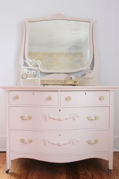 Girl Nurseries, Teen Room Makeover, Pink Bedroom Design, Pink Dresser, Dresser Painted, Green Dresser, Furniture Upcycling, Pink Furniture, Cross Legged