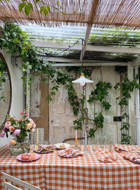 Rustic tablecloths