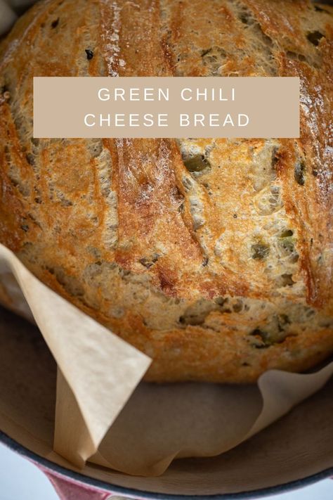 One of my favorite savory combinations in baked goods is green chilis and Monterey jack cheese. They are a match made in heaven and one that this Green Chili Cheese Bread really showcases. Chili Bread, Goat Cheese Bread, Chili Cheese Bread, Bread That Goes With Chili, Savory Loaf Bread Recipes, Southwest Bread, Green Chili Biscuits, Bread For Chili, Green Chili Cheese Potato Cakes