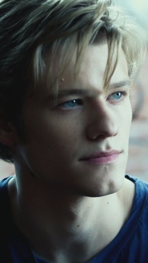 Angus Macgyver, Lucas Till Macgyver, Macgyver 2016, Lucas Till, Zendaya Coleman, Hannah Montana, Arte Fantasy, Handsome Actors, Steve Rogers