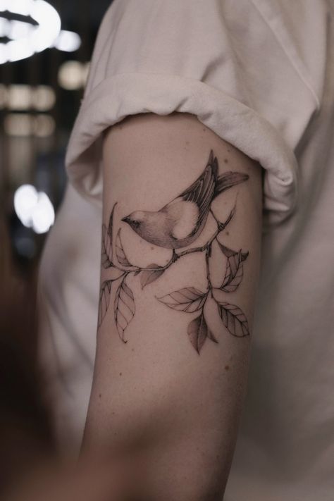 Mary Two Birds Tattoo, Dogwood Tattoo, Bird And Flower Tattoo, Bird Tattoo Sleeves, Bird Tattoos Arm, Front Shoulder Tattoos, Tattoo 2024, Bird Tattoos, Special Tattoos