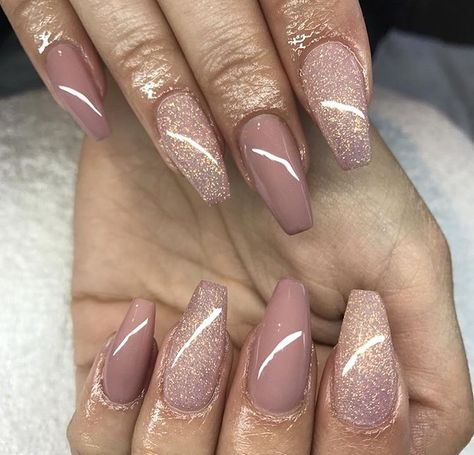 Glittery Neutral Nails, Beige Nails, Party Nails, Dark Nails, Neutral Nails, Nail Paint, Holiday Nails, Nude Nails, Ring Finger