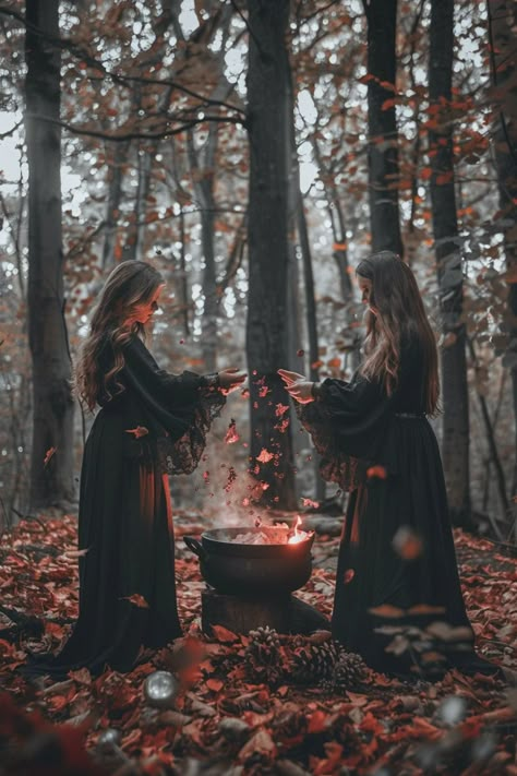 #witchcraft #coven Witch Coven Aesthetic, Witchy Halloween Aesthetic, Earth Witch Aesthetic, Soft Witch Aesthetic, Witches Photoshoot, Coven Aesthetic, Aesthetic Boutique, Pagan Moon, Earth Witch