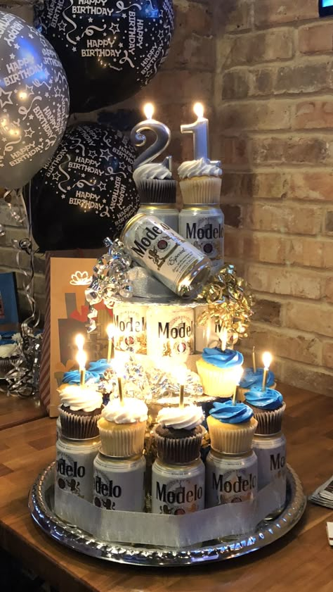 Beer Cupcake tower Mens Birthday Party Food Ideas, Rustic Theme Birthday Party For Men, Beer Decorations Party, 40th Birthday Decor For Men, Beer Cake Ideas For Men, Ideas Cumpleaños Hombre, Birthday Centerpieces For Men, Mens 21st Birthday Ideas, Beer Cake Ideas