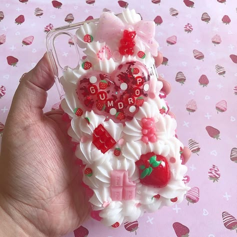 Decoden Cake, Sanrio Decoden, Decoden Ideas, Decoden Projects, Decoden Diy, Decoden Case, Diy Phone Case Design, Jelly Wallpaper, Kawaii Phone