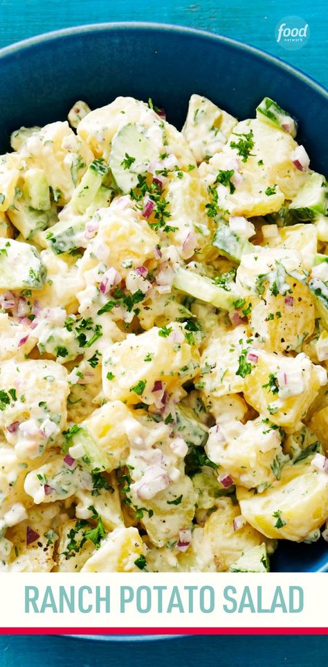 Recipe of the Day: Ranch Potato Salad🍴Ranch dressing is a big favorite in our test kitchen and makes the perfect base for this creamy and flavorful potato salad. Ranch is a great timesaver here since it combines mayonnaise, vinegar and herbs—all the ingredients you need for a top notch potato salad. Potato Salad With Ranch Dressing, Ranch Dressing Potato Salad, Salad Ranch, Potato Salad Mayonnaise, Ranch Potato Salad, Potato Salad Recipe, Dinner Sides, Potatoe Salad Recipe, Salad Bar