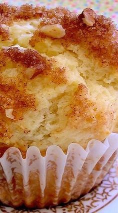 Muffins Sour Cream, Sour Cream Coffee Cake Muffins, Sour Cream Muffins, Coffee Muffins, Coffee Cake Muffins, Sour Cream Coffee Cake, Cake Muffins, Sour Cream Recipes, Muffin Tin Recipes