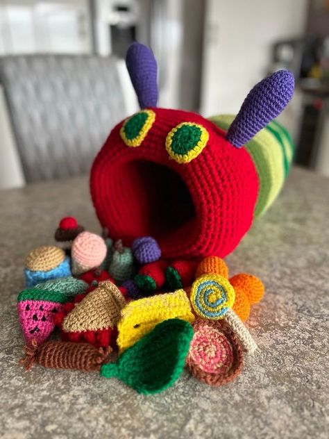 The Hungry Caterpillar Crochet Pattern, Very Hungry Caterpillar Crochet Pattern, The Very Hungry Caterpillar Crochet, Hungry Caterpillar Crochet Pattern Free, Interactive Crochet Patterns, Crochet Quick Gifts, Large Crochet Projects, Funny Crochet Projects, Useful Crochet Gifts