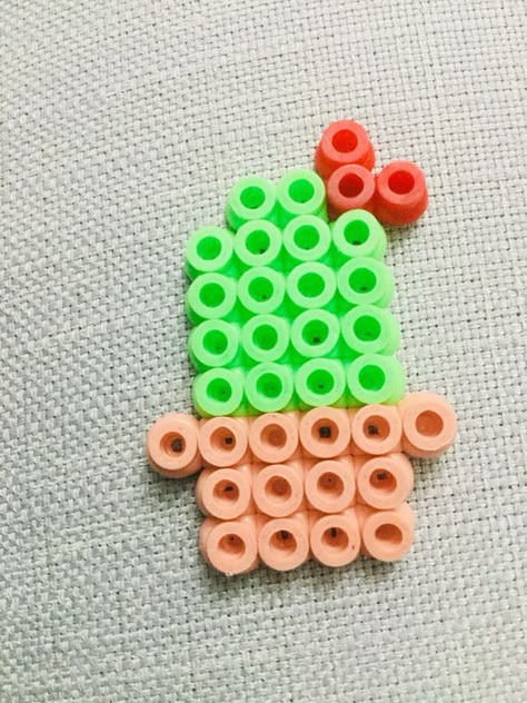 Pyssla Ideas Cute Easy, Perler Bead Patterns Small Easy Cute Animals, Perler Easy, Pearler Bead Patterns Easy Cute, Pyssla Ideas Cute, Pyssla Ideas Easy, Perler Beads Ideas Easy Cute, Melting Beads Ideas, Peeler Bead Ideas