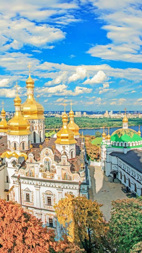 Kiev Aesthetic, Ukraine Culture, Most Beautiful Churches, Ukraine Travel, Ukraine Cities, Kyiv Ukraine, Popular Places, Popular Travel Destinations, Europe Aesthetic