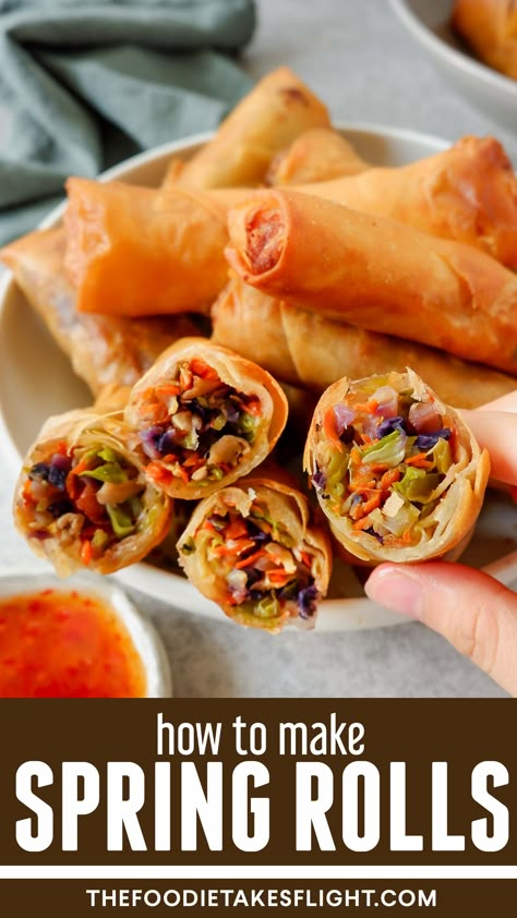 Crispy Vegetable and Mushroom Spring Rolls (Vegan Recipe) Mushroom Spring Rolls, Spring Recipes Vegetarian, Vegetarian Spring Rolls, Vegan Spring Rolls, Veggie Spring Rolls, Fried Spring Rolls, Vegetable Spring Rolls, Spring Roll Recipe, Vegan Menu