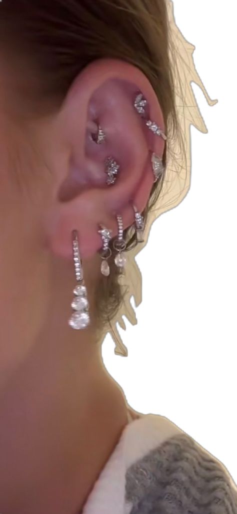 Ear Peircings, Ear Piercings Chart, Brooke Monk, Dope Jewelry Accessories, Cool Ear Piercings, Pretty Ear Piercings, Cool Piercings, Cute Ear Piercings, Cute Piercings