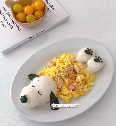 Snoopy Food, Cute Snoopy, Decorações Com Comidas, Bento Ideas, Kawaii Cooking, Bento Recipes, Cute Snacks, Easy Food Art, Bento Boxes