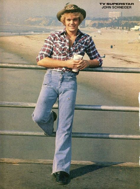 Country Outfits Men, Bo Duke, Bobbie Gentry, Dukes Of Hazard, John Schneider, Dukes Of Hazzard, The Dukes Of Hazzard, Country Outfits, Hottest Celebrities