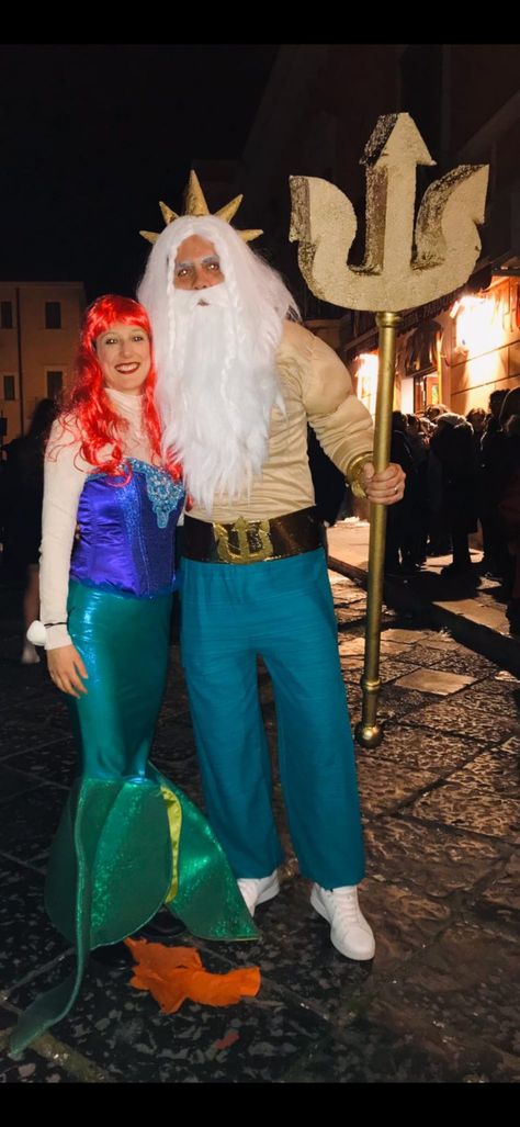 King Triton Cosplay, Diy King Triton Costume, King Triton Costume Diy, Ariel And King Triton, Triton Costume, King Triton Costume, Adult Costumes Diy, Diy Costumes Men, Dad Costume