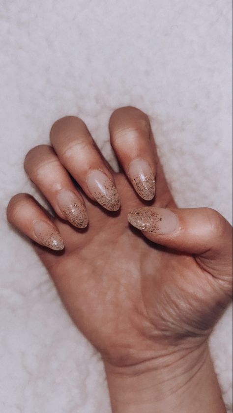 Sparkle Ombre Nails Almond, Nye Nails Almond Shape, Glitter Ombre Nails Almond, Almond Shaped Acrylics, Ombre Nails Almond, Nails Nye, Nye Nails, Faded Nails, Ombre Nails Glitter