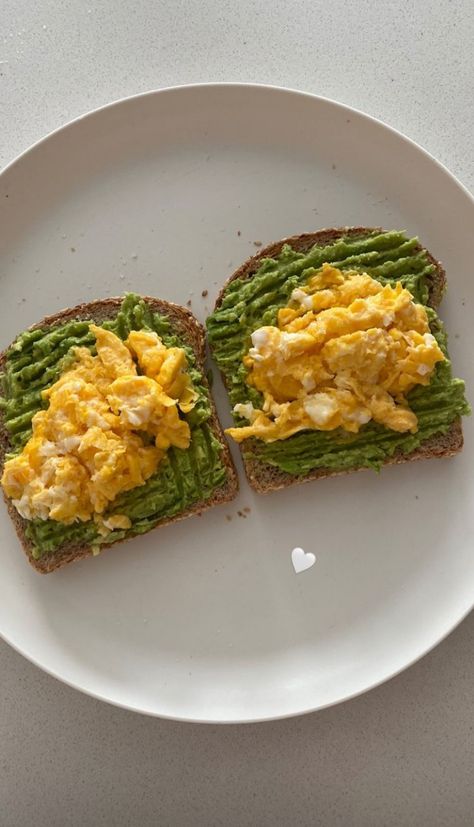 Toast Eggs, Healthy Food Menu, Eggs Breakfast, Healthy Food Inspiration, Healthy Food Dishes, Makanan Diet, Healthy Lifestyle Food, Healthy Food Motivation, Aesthetic Moodboard