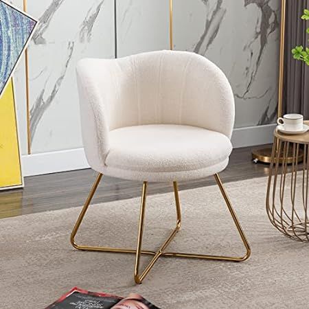 Wahson Swivel Task Desk Chair Height Adjustable with Gold Base for Home Office Bedroom/Vanity (White, Faux Fur) : Amazon.co.uk: Home & Kitchen White Accent Chair, Interior Design Per La Casa, Cocktail Chair, Modern Office Chair, Velvet Accent Chair, Home Office Bedroom, Modern Armchair, Selling Furniture, Home Office Chairs