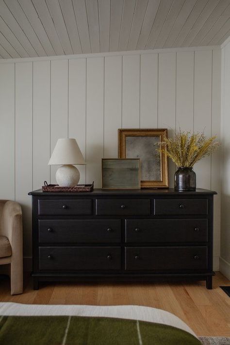 Nadine Stay, Black Dresser, Bedroom Wall Colors, Wood Bed Frame, Black Furniture, Bedroom Paint, House Renovation, Decoration Inspiration, Design Living Room