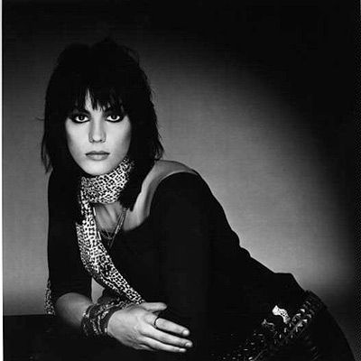 rocker style shag hair | NYC Hair: Best, edgy, 60's, 70's, mod, wavy, layers. Rock and punk ... Leisha Hailey, Nyc Hair Salon, Joan Jett The Runaways, Female Rock Stars, Cherie Currie, Black And White Artist, Lita Ford, The Runaways, Musica Rock