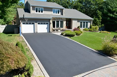 Asphalt, Concrete or Pavers? Which Driveway is Right for You? – Long Island Exteriors Driveway Edging, Driveway Repair, Asphalt Driveway, Walkway Landscaping, Driveway Paving, Paver Walkway, Driveway Entrance, Front Walkway, Driveway Design