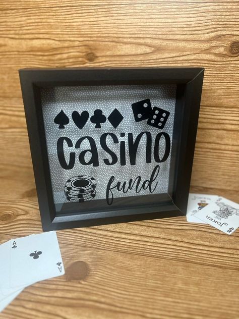 Mandalay bay casino Casino Money Gift Ideas, Gifts For Gamblers, Casino Gift Ideas, Casino Gift Basket, Poker Night Party, Las Vegas Gift Basket, Appreciation Themes, Casino Theme Party, Countdown Ideas