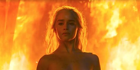 Game Of Thrones Screencaps, Daenerys Targaryen Icons, Emilia Clarke Daenerys Targaryen, Dax Shepard, Game Of Throne Daenerys, Targaryen Aesthetic, Spiderman Movie, Mother Of Dragons, House Of Dragons