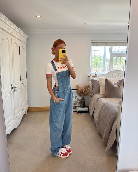 C A I T L I N H E A T H 👽🦋🪩 | Casual denim looks 🧿 | Instagram Outfit Inspo Overalls, Styling Jumpsuits, Denim Overalls Outfit, Outfit Female, Denim Looks, Overall Outfit, Overalls Outfit, Denim Overalls, Casual Denim