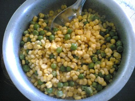 Peas And Corn, Beginner Cook, Dinner Suggestions, Corn Side Dish, Peas Recipe, Pea Recipes, Cooking For Beginners, Canned Corn, Corn Recipes