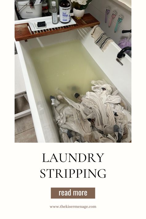 Laundry stripping is basically a deep clean of clothes or linens that pulls out dirt, grime and detergent that a normal wash doesn't. Stripping Laundry In Washer, Laundry Stripping, Chore Cards, Powder Laundry Detergent, Laundry Tips, Washing Soda, Family Calendar, Plastic Buckets, Laundry Soap