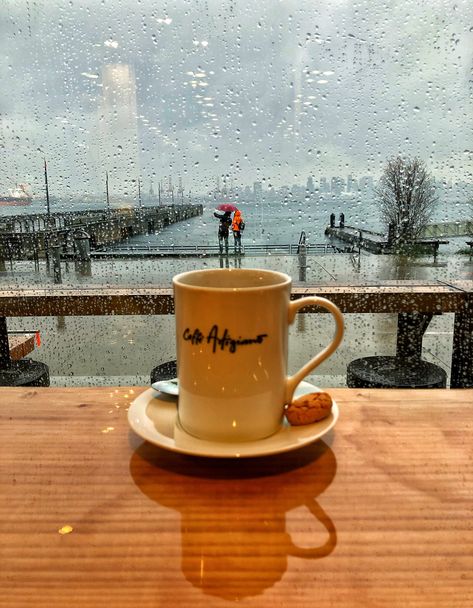 Rainy Fall, Fall Afternoon, North Vancouver, Rural Area, Coffee Cozy, Urban Life, Coffee Cafe, Vancouver Bc, Rain Drops