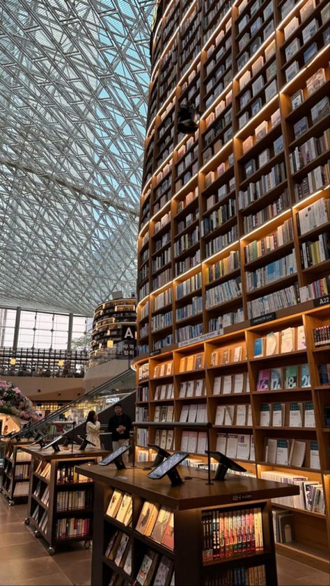 #seoul #korean Starfield Library, Korea Trip, Short Break Travel, Korea Travel, Literature Art, Home Library, South Korea, Seoul, Adventure Travel