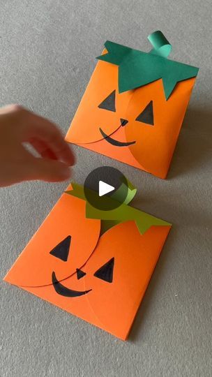 Halloween Classroom Crafts, Halloween Cards Diy, Pumpkin Song, Halloween Menu, Halloween Crafts For Toddlers, Halloween Classroom, Halloween Arts And Crafts, Birthday Card Craft, Easy Halloween Crafts