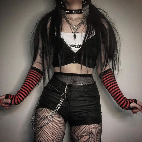 Outif Ideas, Rocker Outfits, Egirl Fashion, Goth Clothing, Alt Outfits, Punk Outfits, Alt Fashion, Grunge Goth, Gothic Outfits