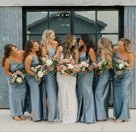 Blue Western Bridesmaid Dresses, Blue Bridesmaid Color Palette, Bridal Party Themes Color Schemes, French Blue Bridesmaids, Dusty Blue Wedding Bridesmaid Dresses, Satin Dusty Blue Bridesmaid Dress, Bridal Party Color Schemes Summer, Fall Wedding Dusty Blue, Blue Velvet Bridesmaid Dresses